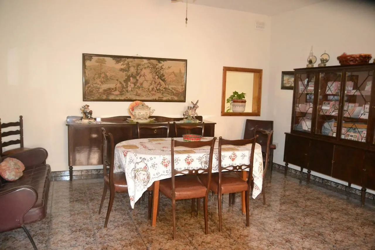 Silia's Maisonette Marsaskala